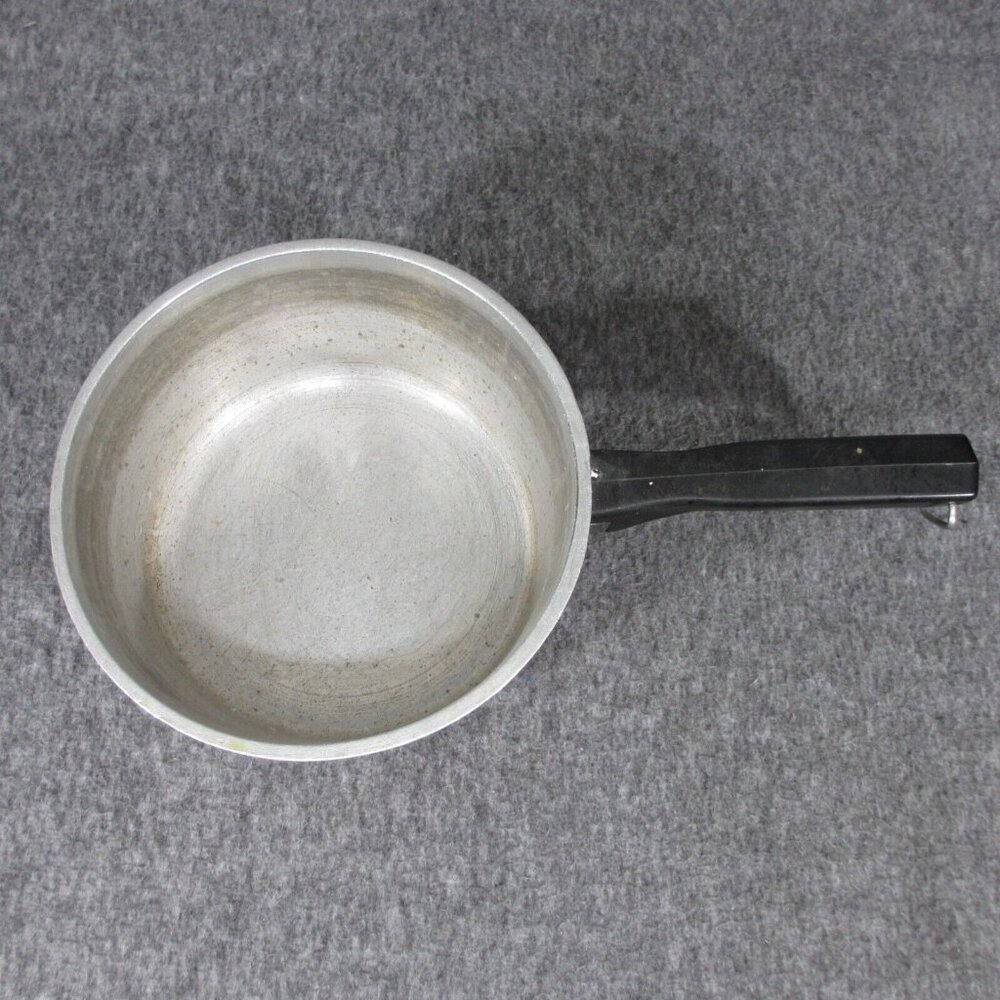 Club Aluminum 2 qt Sauce Pan NO LID Red Vintage Pot - Picture 4 of 8